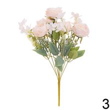 Kytica umelých ruží v mixe farieb.