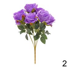 Kytica umelých ruží v mixe farieb.