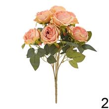 Kytica umelých ruží v mixe farieb.