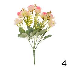 Kytica umelých ruží v mixe farieb.