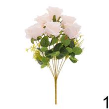 Kytica umelých ruží v mixe farieb.