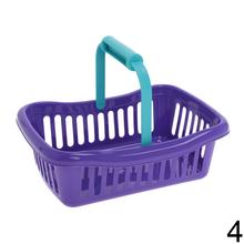 Plastový nákupný košík v zeleno-modrej farbe.