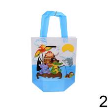 Detská taška z netkanej textílie s motívom zvierat na lodi.