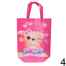 Detská taška z netkanej textílie s obrázkom medvedíka.