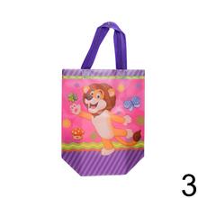 Detská taška z netkanej textílie s obrázkami zvierat.