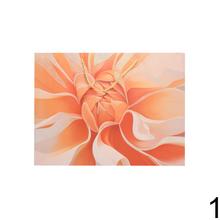 Darčeková taška s kvetinovým vzorom a glitrami.