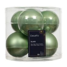 Sklenené vianočné gule v lesklej a matnej zelenej farbe, priemer 8 cm.