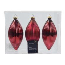 Bordové sklenené vianočné ozdoby v tvare slzy.