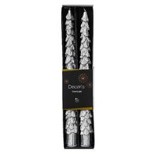 Sada dvoch strieborných sviečok z parafínu.