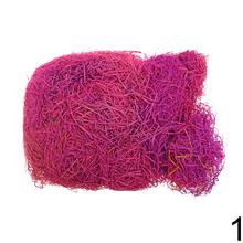 Drevitá vlna v rôznych farbách.