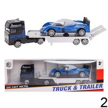 Auto tahač s autami na preteky.