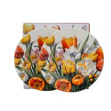 Súprava dvoch dezertných tanierov s tulipánmi.