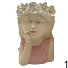 Kvetináč obal dievča s kvetinovou korunou.