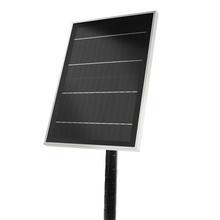 Okrúhla solárna fontána na vonkajšie použitie.