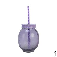 Pohár na vodu sklo so slamkou v štyroch farbách.