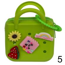 Kabelka s príveskom, so zipsom, 9x12cm