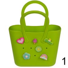 Kabelka s príveskom, 21 x 24 cm,