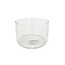 Sklenený valec s priemerom 12 cm a výškou 8 cm.