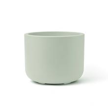 Kvetináč PULSE 50 DARK SAGE v tmavozelenej farbe.