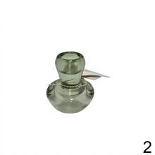 Obostranný svietnik s držiakom v mix farbách, výška 7 cm.