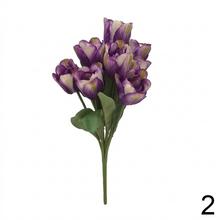 Kytica umelých tulipánov v mixe farieb.