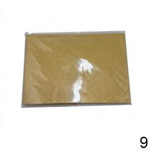 Obálky v mixe farieb 16x11 cm, balenie po 10 kusoch.