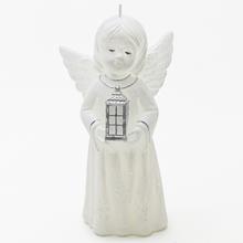 Biela sviečka v tvare anjela s lampášom.