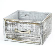 Drevená debnička hnedá XL s rozmermi 25x25x14.5 cm.