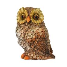 Keramická sova s detailným vypracovaním.