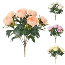 Kytica pivónia mix s rôznymi farbami.