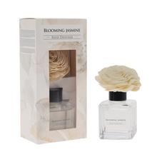 Difuzér s vôňou jazmínu s kvetinovým uzáverom.