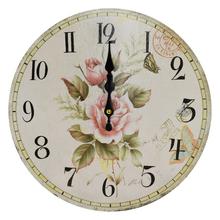 Nástenné hodiny s ružovým motívom a číslami.