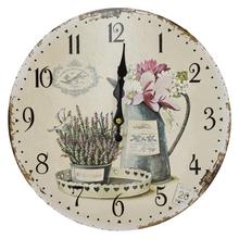 Nástenné hodiny s motívom vresov a kytice, priemer 34 cm.