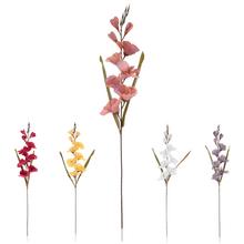 Umelé kvety gladiola mix v rôznych farbách.