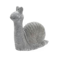 Keramický slimák na záhradu.