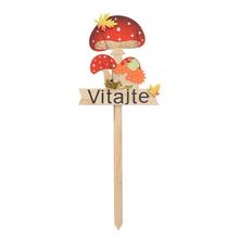 Zápich s muchotrávkami a ježkom, nápis Vitajte.