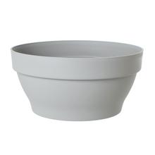 Sivá miska s priemerom 25 cm.