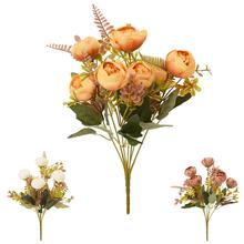 Kytica ranunculus so zelenými listami, 31 cm.