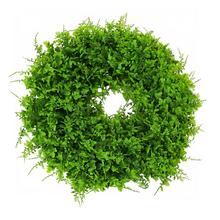 Veniec z papraďou s priemerom 45 cm.