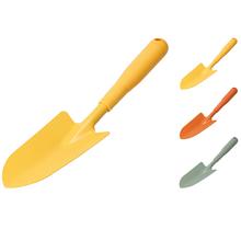 Farebný mix záhradných lopatiek.