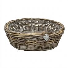 Sivý oválny ratanový kôš